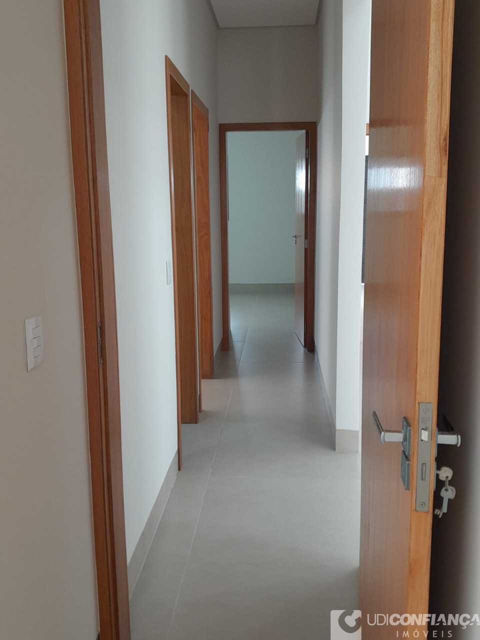 Casa à venda com 3 quartos, 180m² - Foto 12