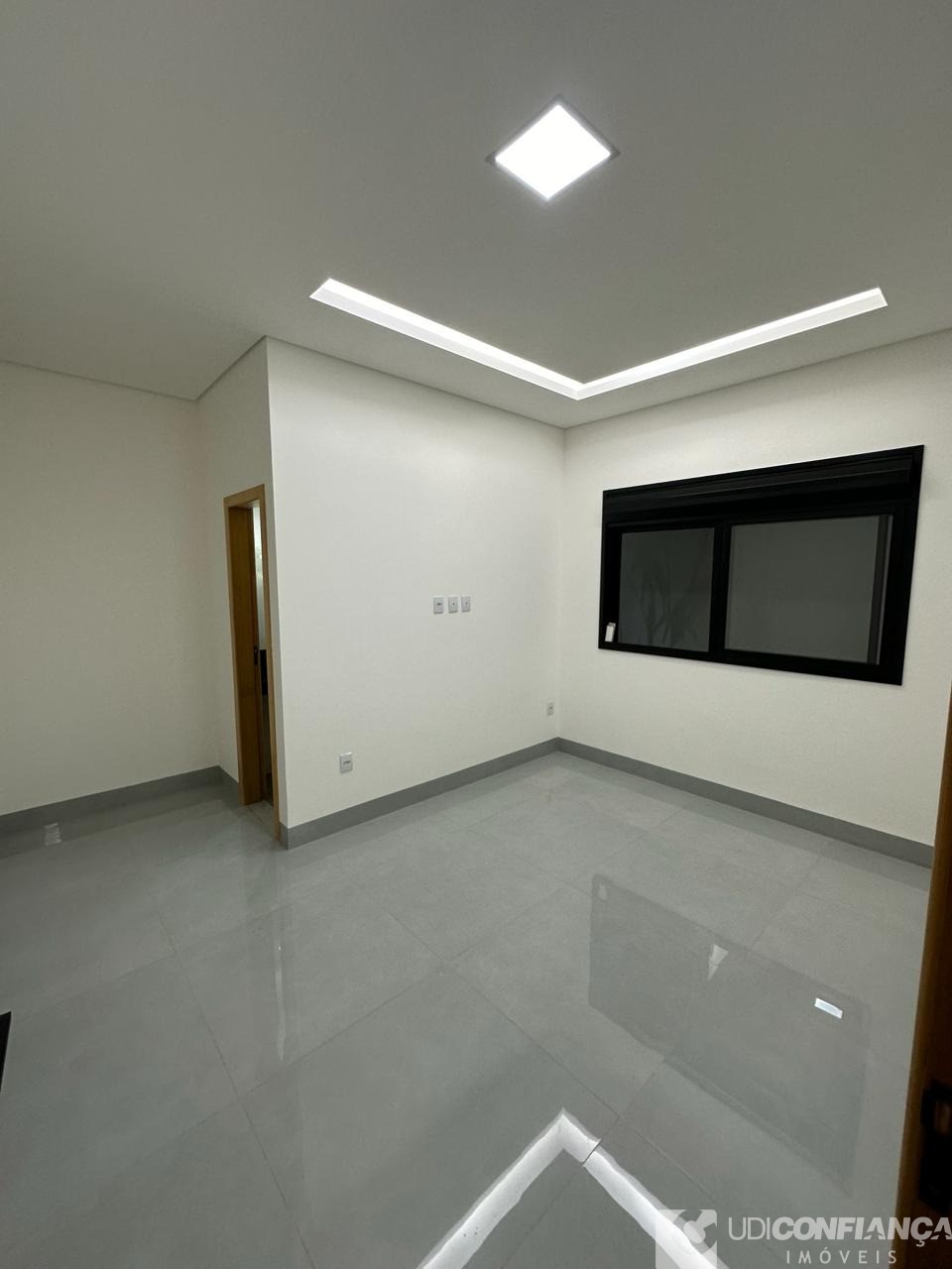 Casa à venda com 3 quartos, 150m² - Foto 10