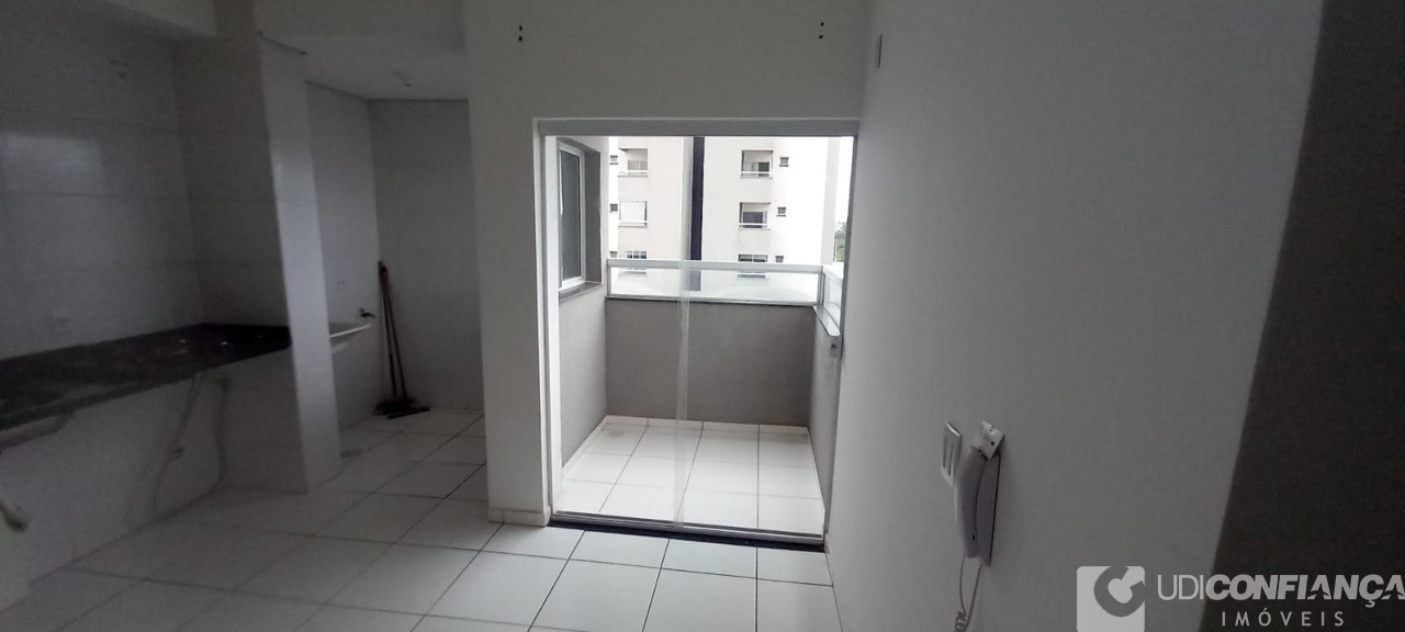 Apartamento à venda com 2 quartos, 56m² - Foto 1