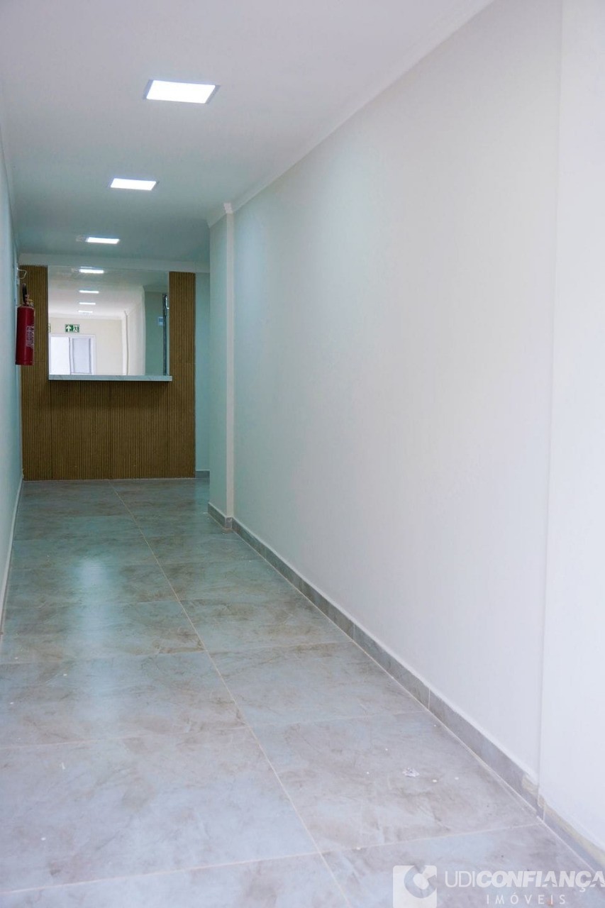 Apartamento à venda com 2 quartos, 57m² - Foto 4