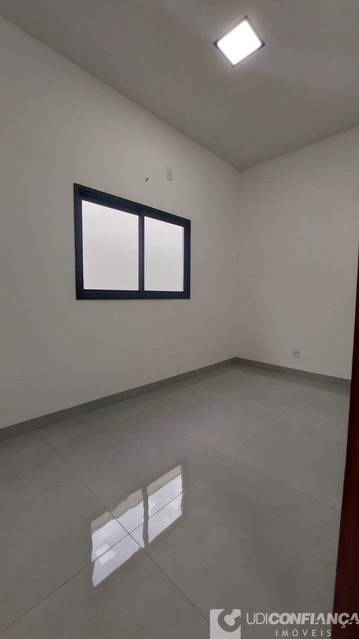 Casa à venda com 3 quartos, 80m² - Foto 14