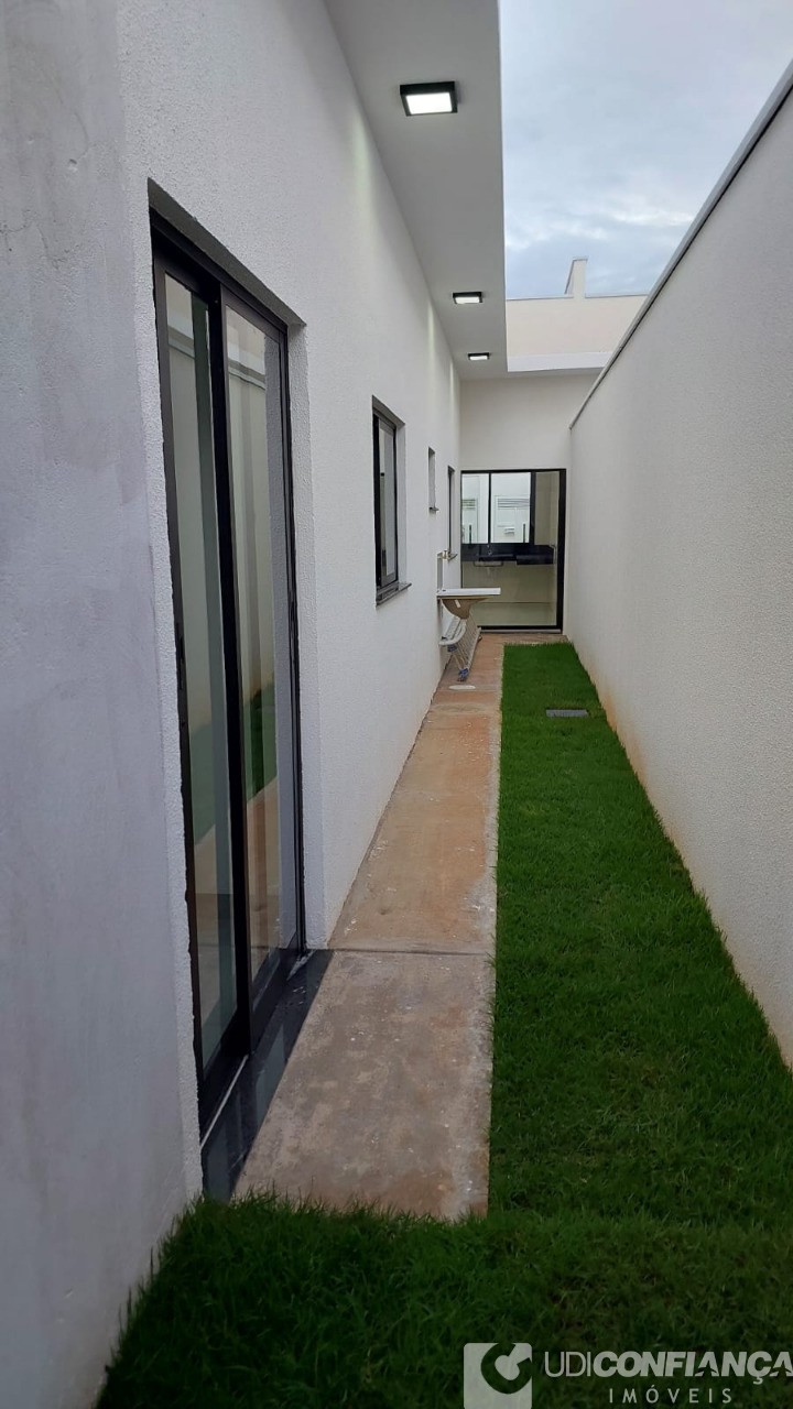 Casa à venda com 3 quartos, 80m² - Foto 16