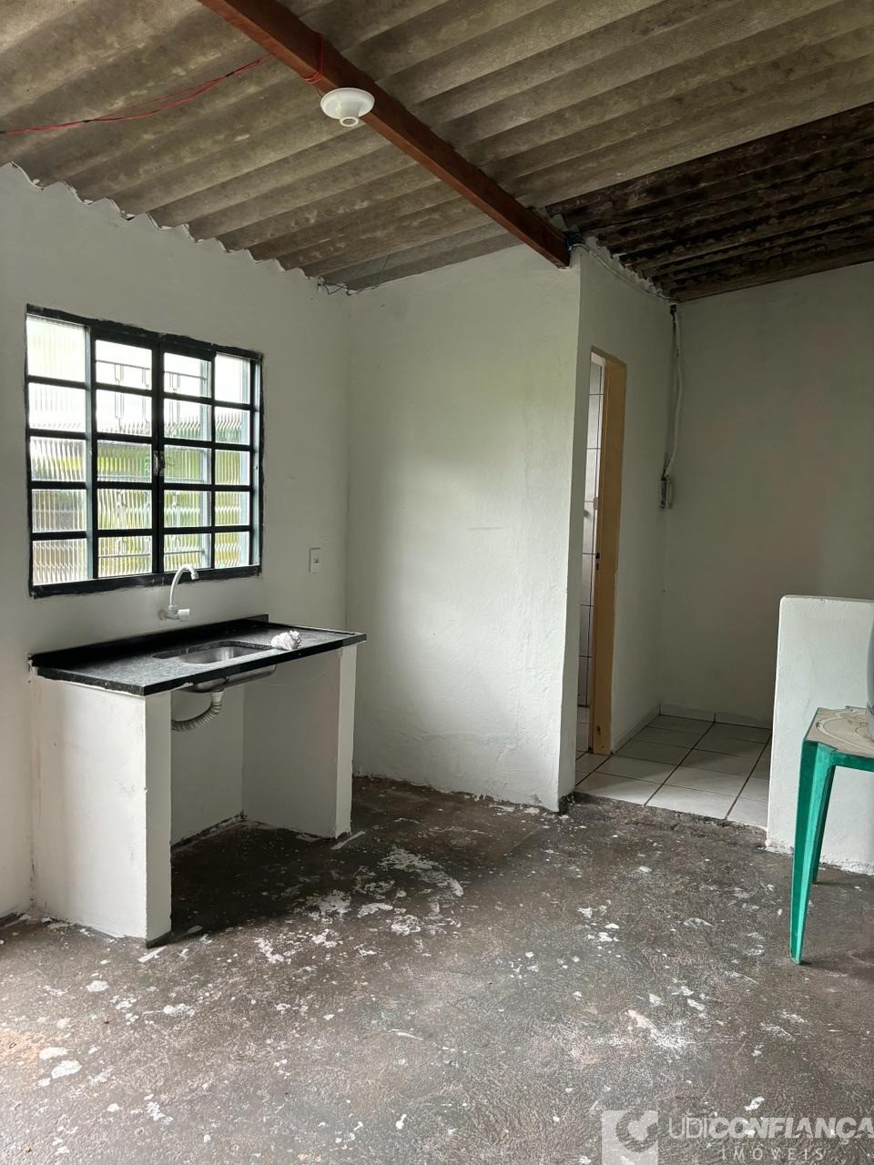 Casa à venda com 4 quartos, 200m² - Foto 14