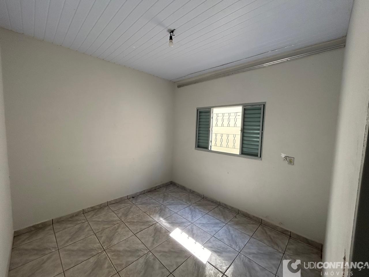 Casa à venda com 2 quartos, 115m² - Foto 5