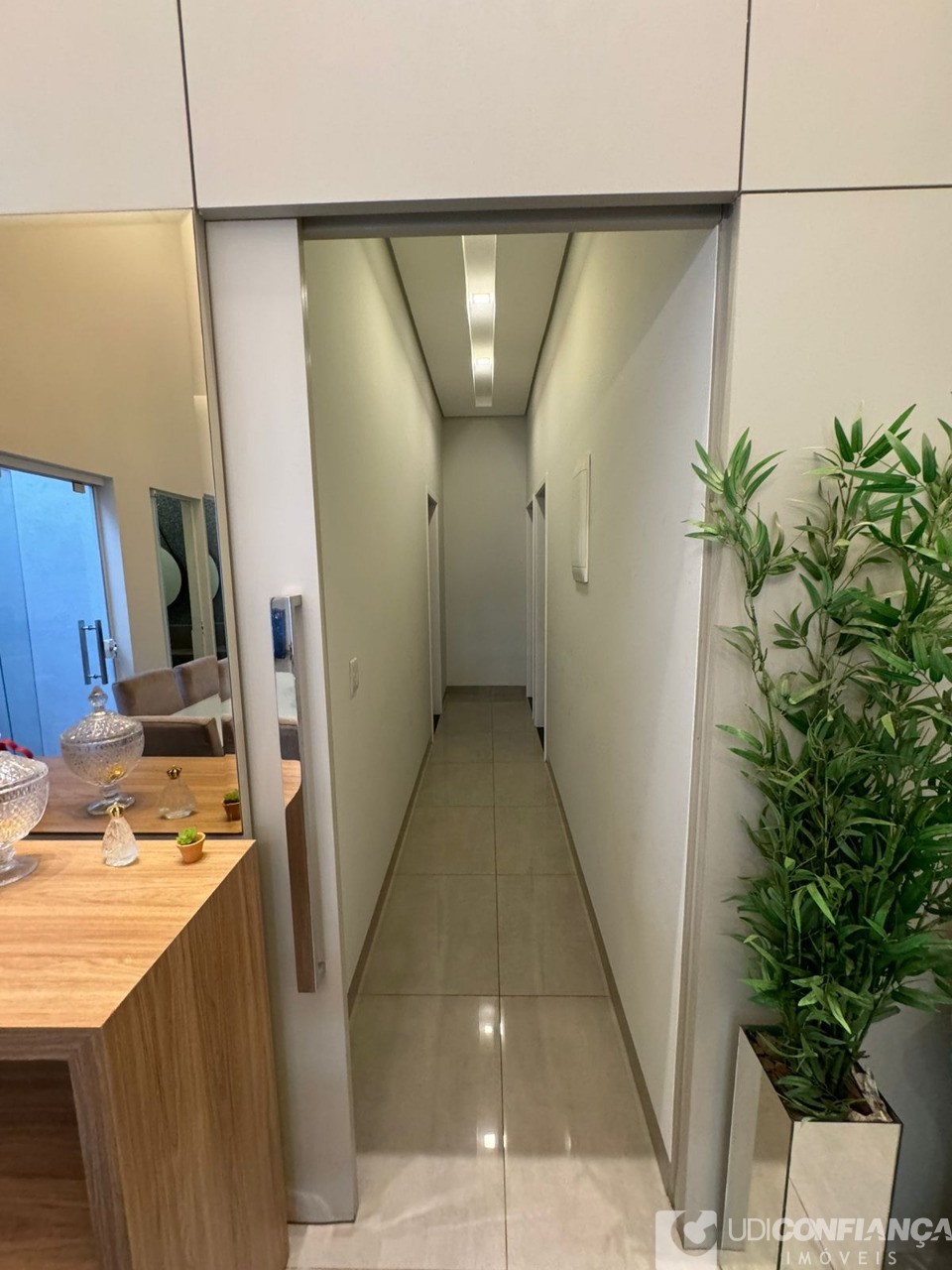 Casa à venda com 3 quartos, 260m² - Foto 11