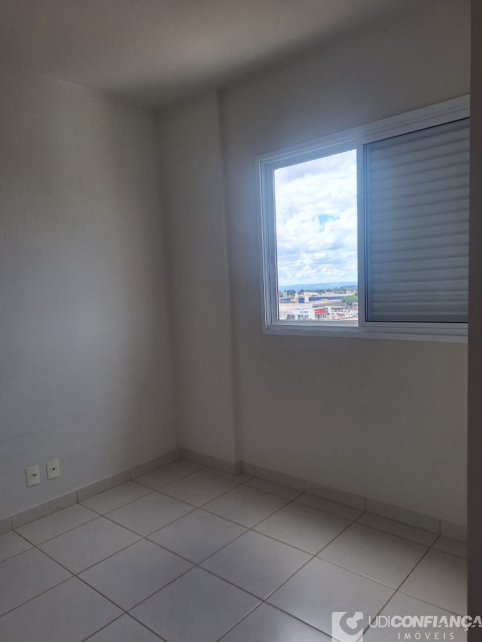 Apartamento à venda com 2 quartos, 70m² - Foto 17