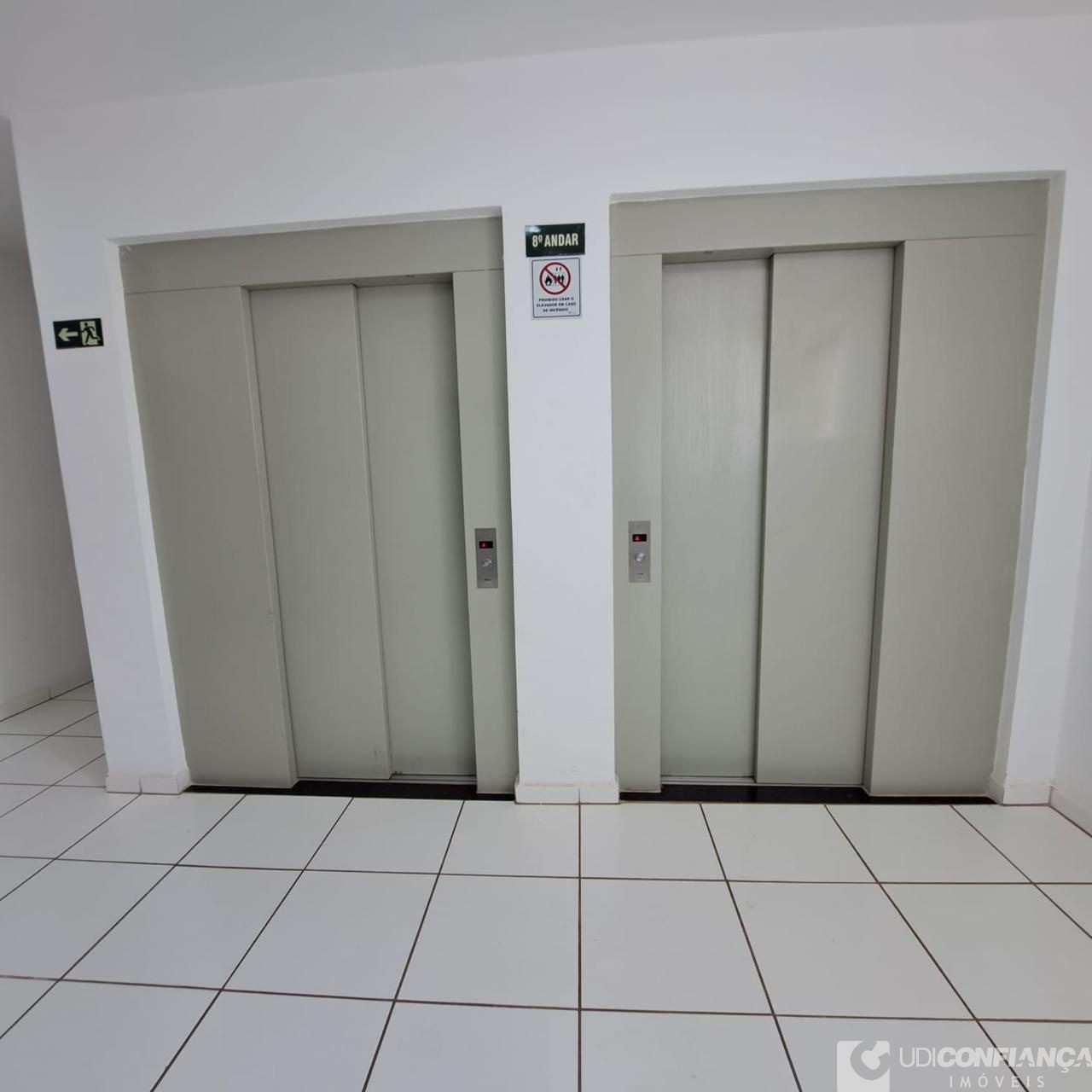 Apartamento à venda com 2 quartos, 51m² - Foto 3