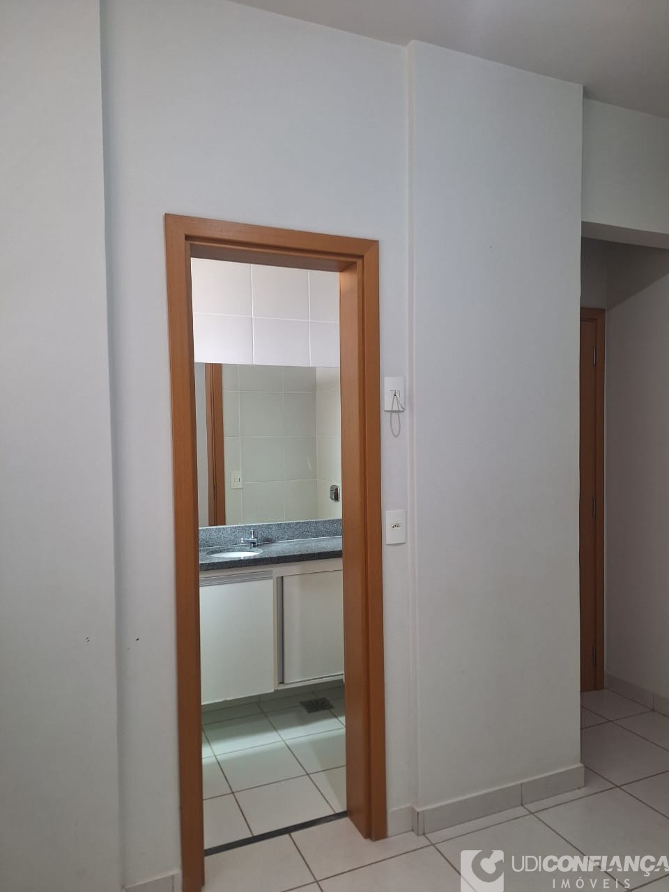 Apartamento à venda com 2 quartos, 70m² - Foto 11