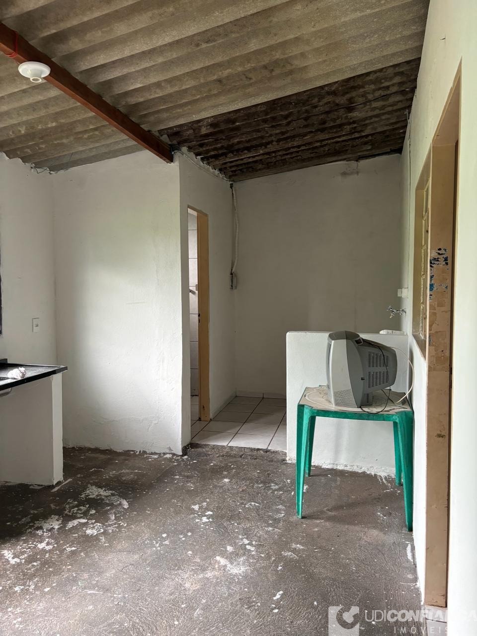 Casa à venda com 4 quartos, 200m² - Foto 13