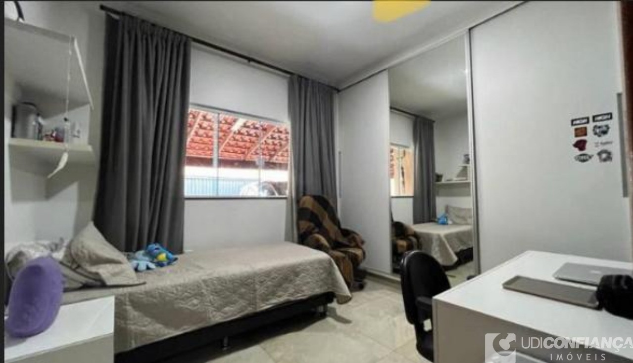 Casa à venda com 3 quartos, 173m² - Foto 7