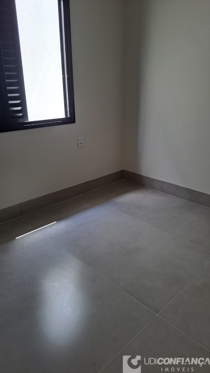 Casa à venda com 3 quartos, 130m² - Foto 17