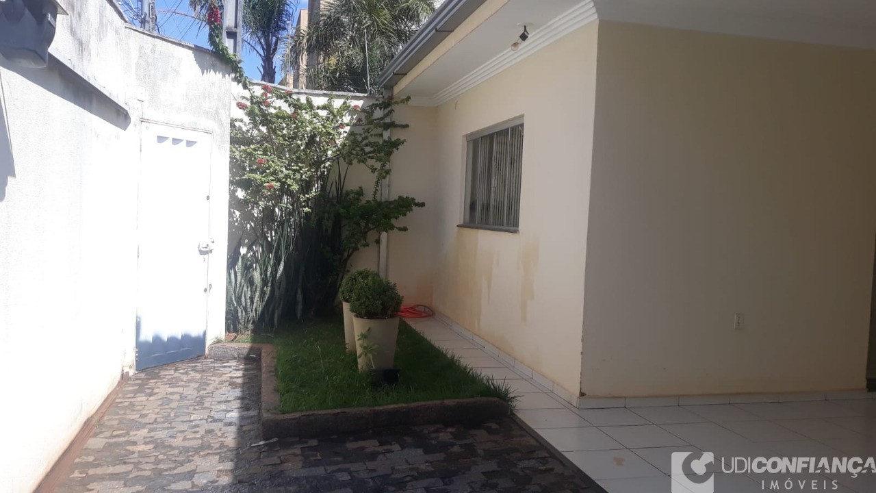 Casa à venda com 3 quartos, 175m² - Foto 11