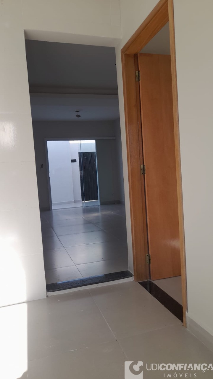 Casa à venda com 4 quartos, 250m² - Foto 14