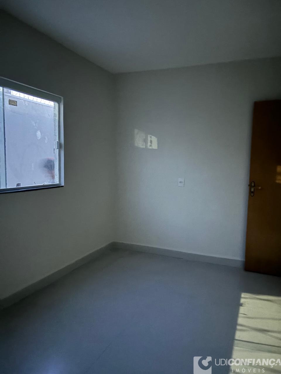 Casa à venda com 4 quartos, 250m² - Foto 15