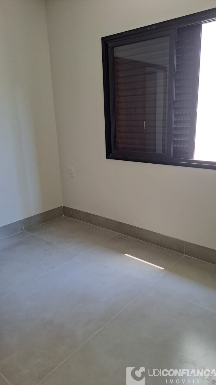 Casa à venda com 3 quartos, 130m² - Foto 16