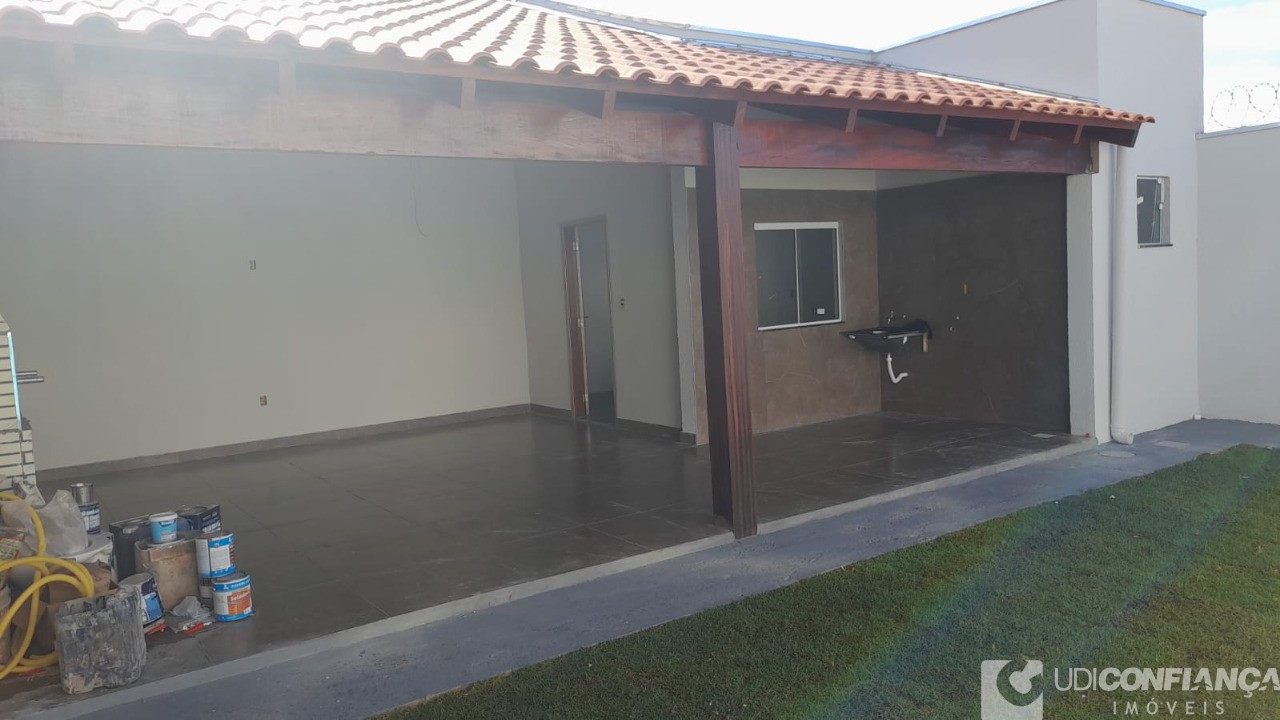 Casa à venda com 4 quartos, 250m² - Foto 4