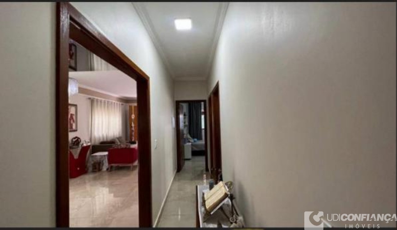 Casa à venda com 3 quartos, 173m² - Foto 5