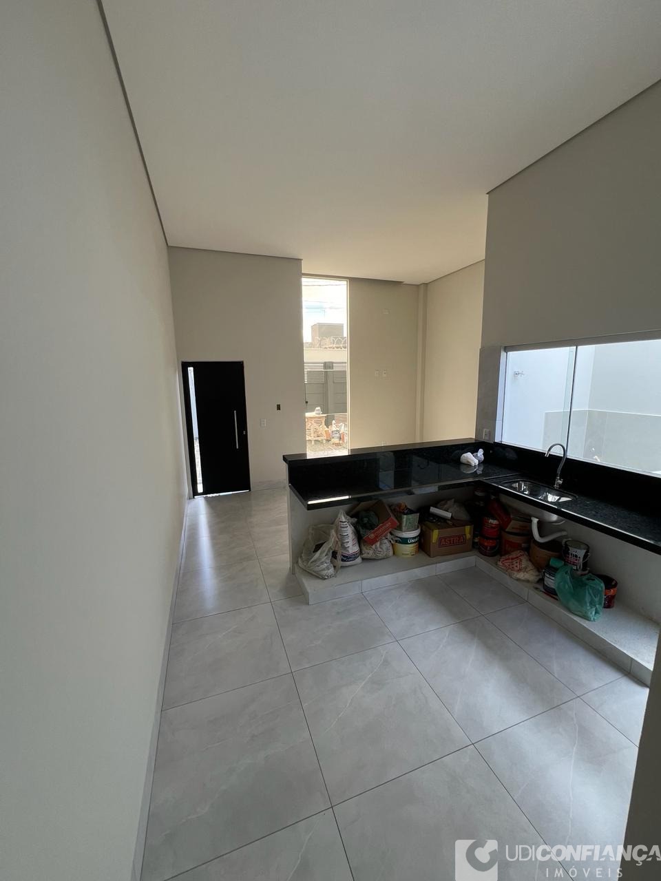 Casa à venda com 3 quartos, 72m² - Foto 5