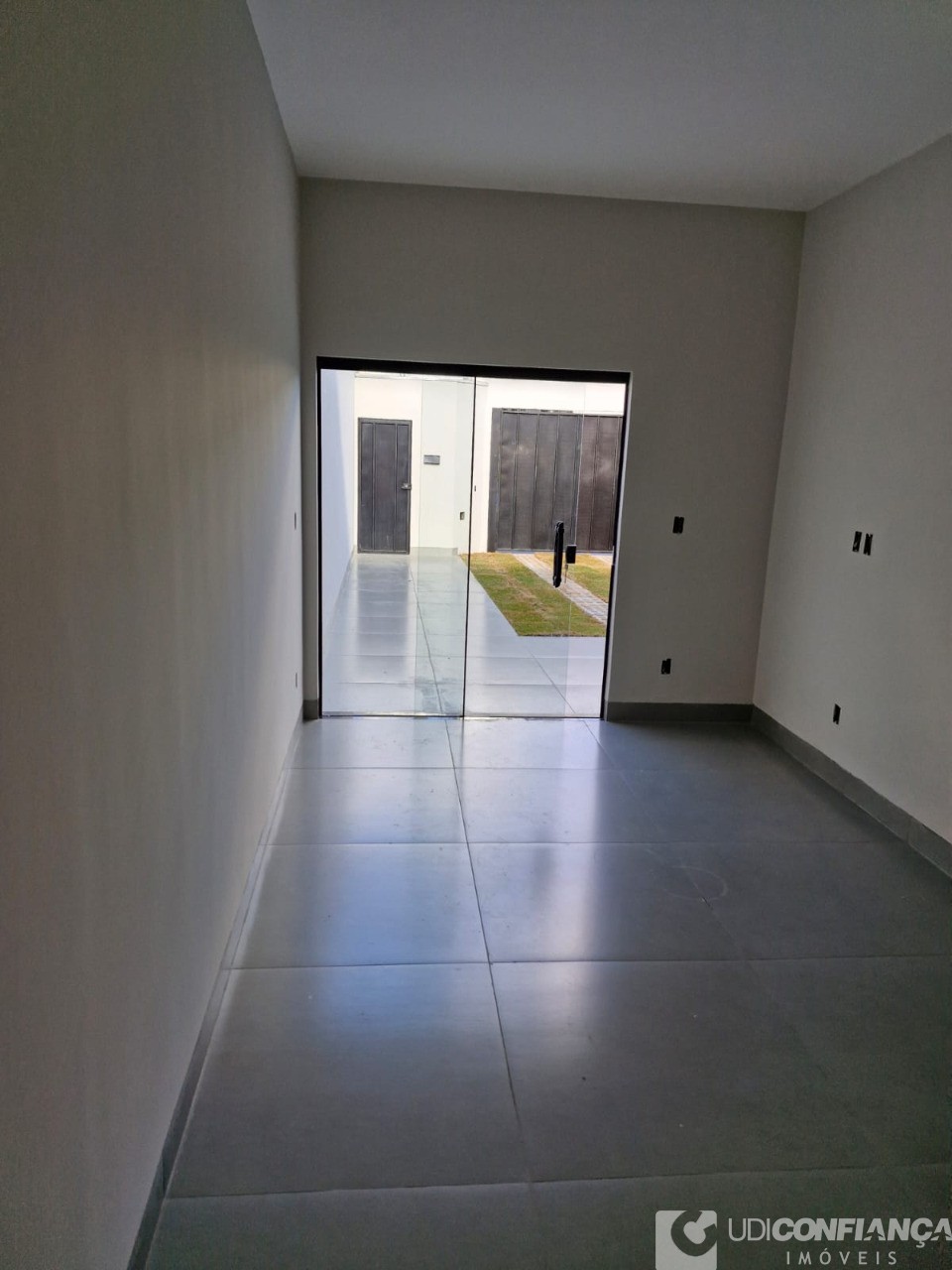 Casa à venda com 2 quartos, 69m² - Foto 4