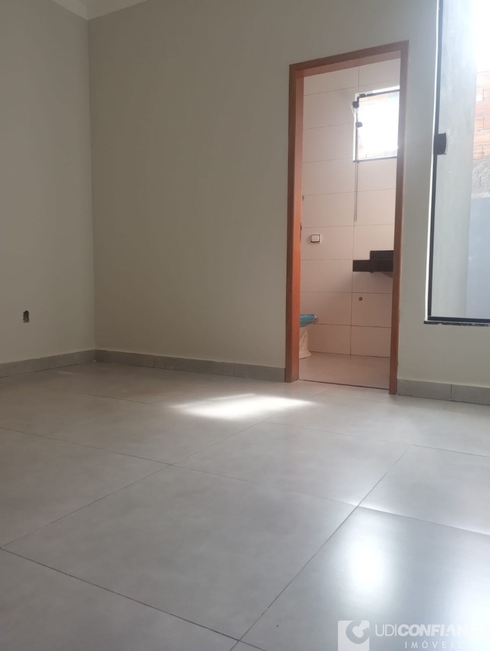 Casa à venda com 2 quartos, 59m² - Foto 8