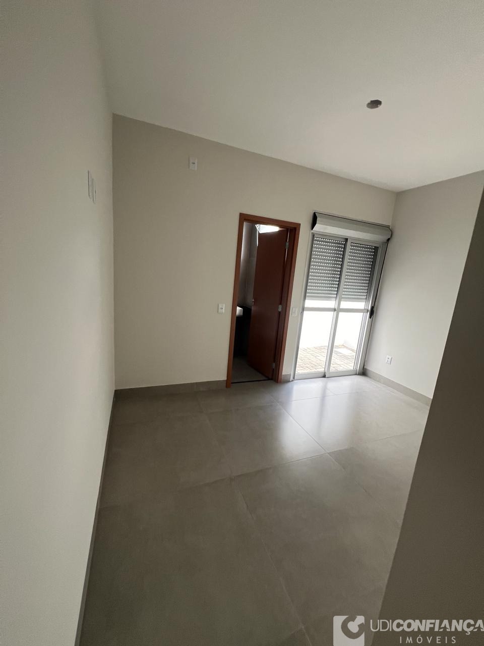 Casa à venda com 3 quartos, 72m² - Foto 19