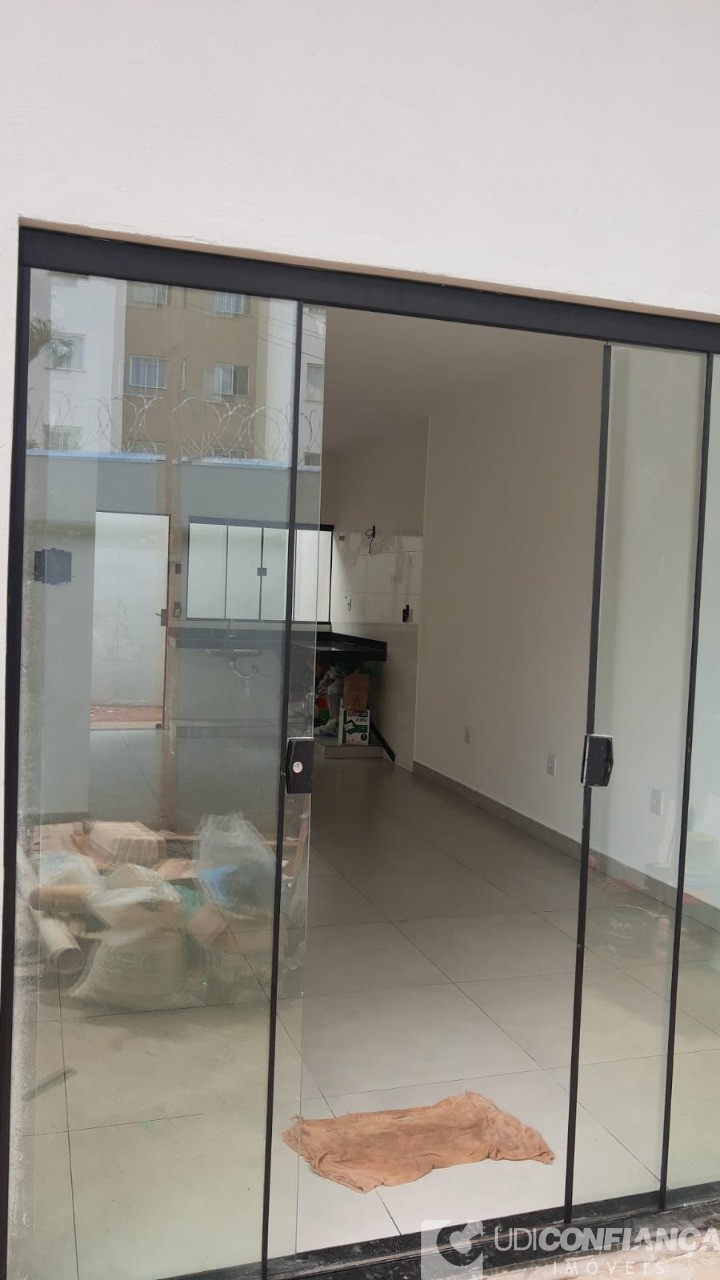 Casa à venda com 2 quartos, 55m² - Foto 5