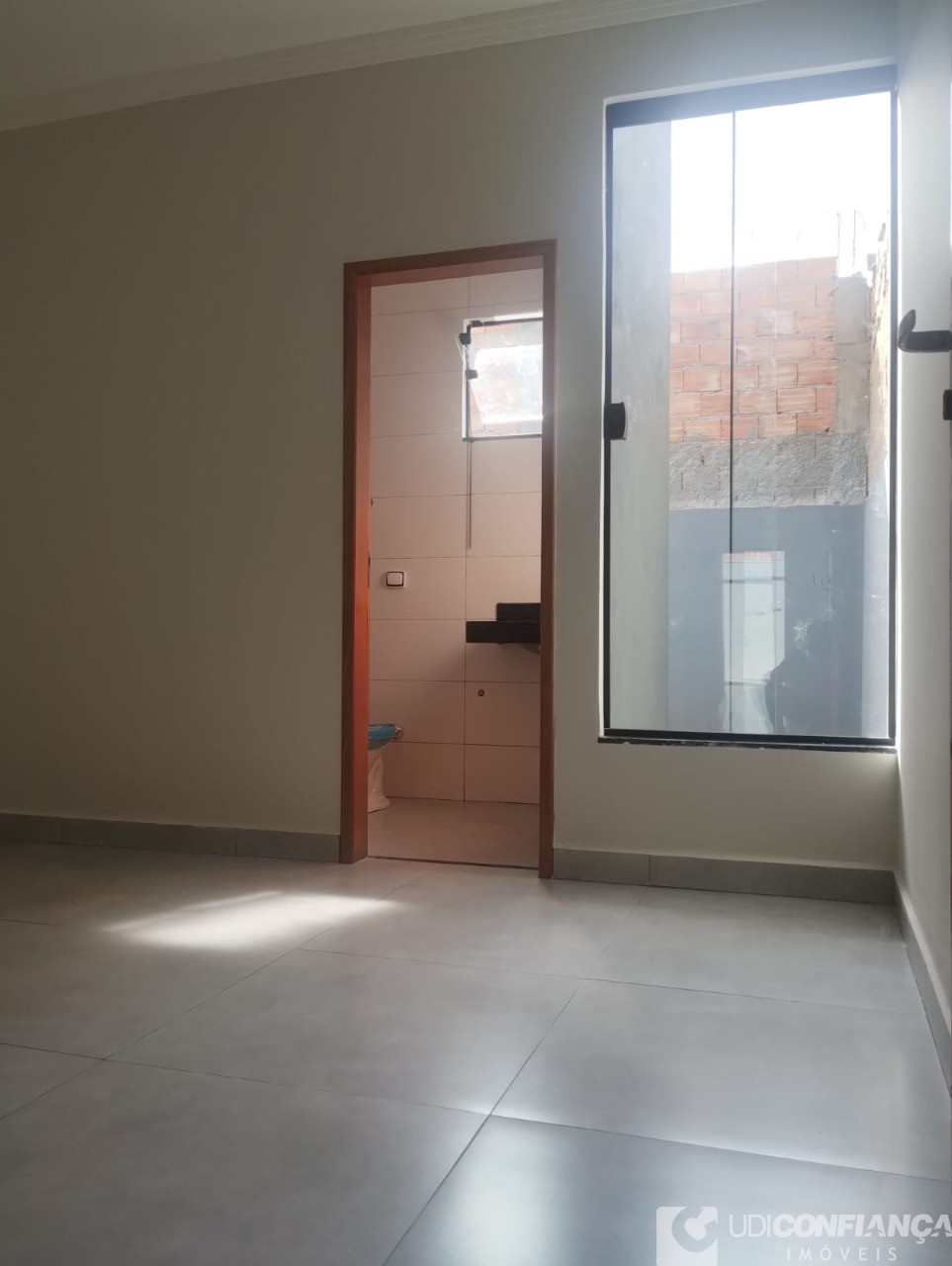 Casa à venda com 2 quartos, 59m² - Foto 7