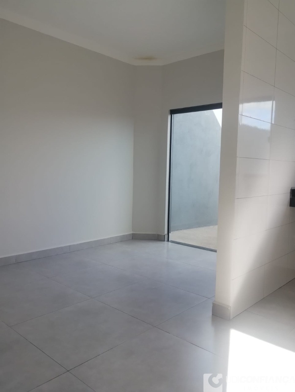 Casa à venda com 2 quartos, 59m² - Foto 4