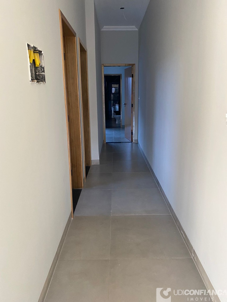 Casa à venda com 2 quartos, 68m² - Foto 8