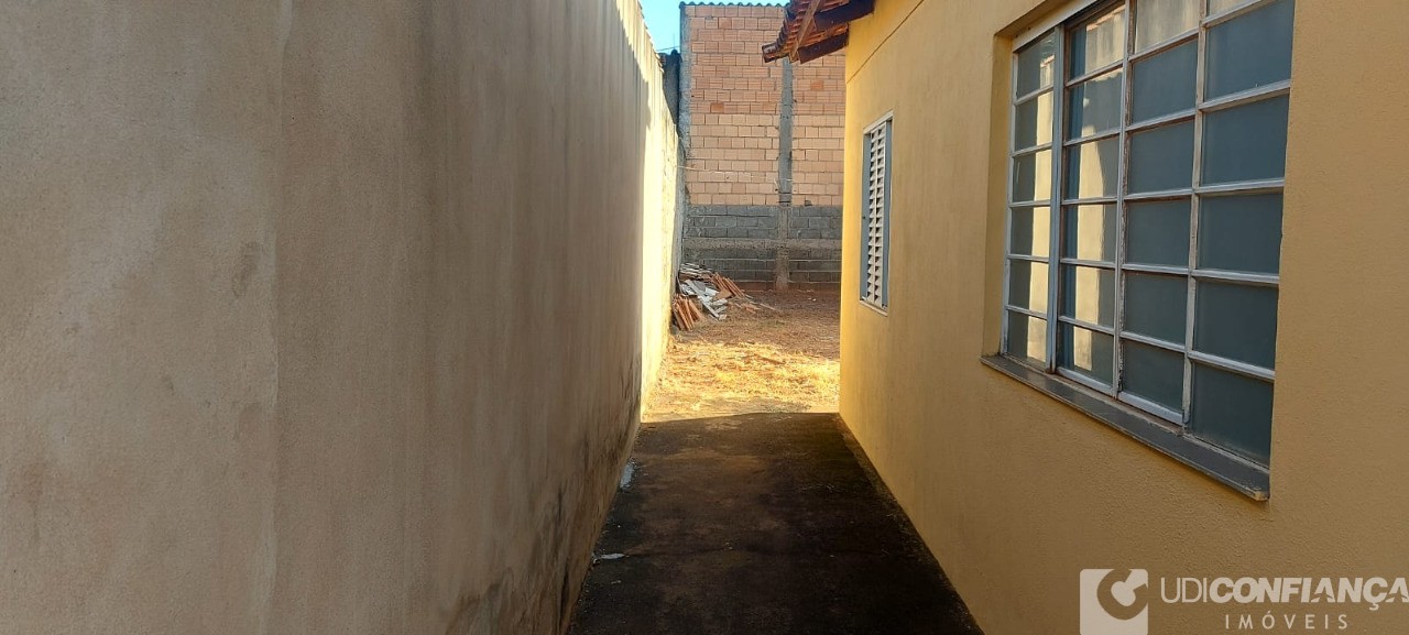 Casa à venda com 3 quartos - Foto 2