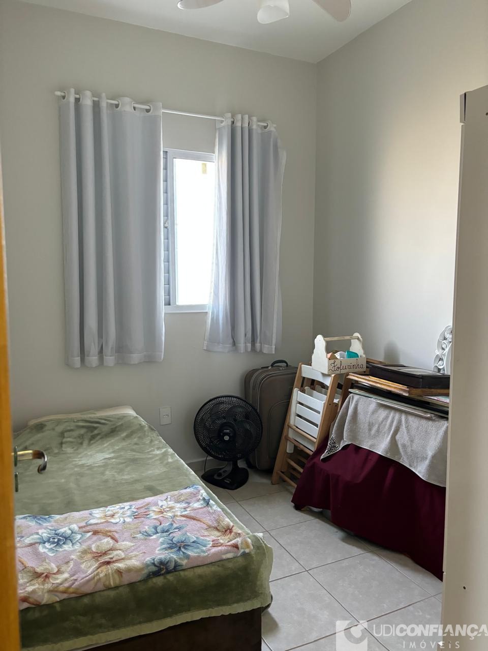 Apartamento à venda com 3 quartos, 72m² - Foto 2