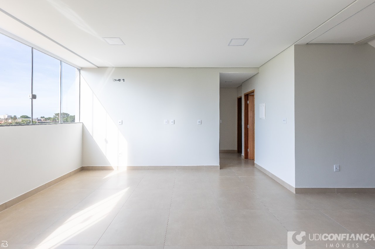 Apartamento à venda com 3 quartos, 160m² - Foto 9