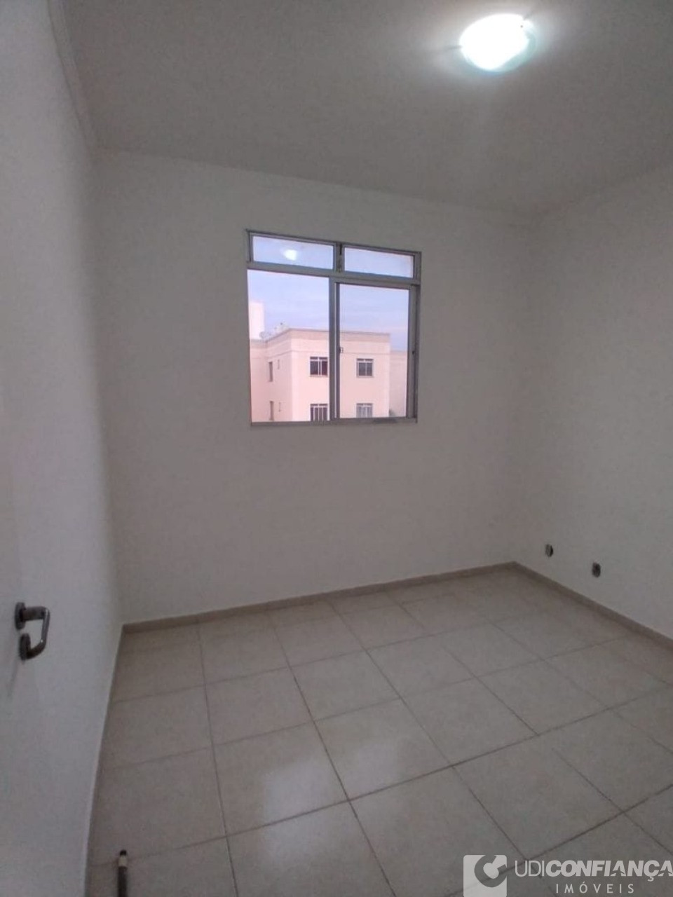 Apartamento à venda com 3 quartos, 60m² - Foto 7