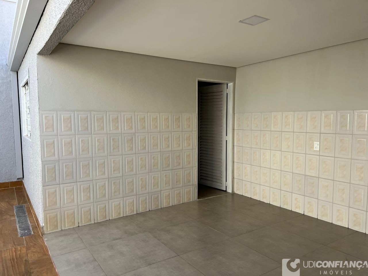 Casa à venda com 3 quartos, 200m² - Foto 5