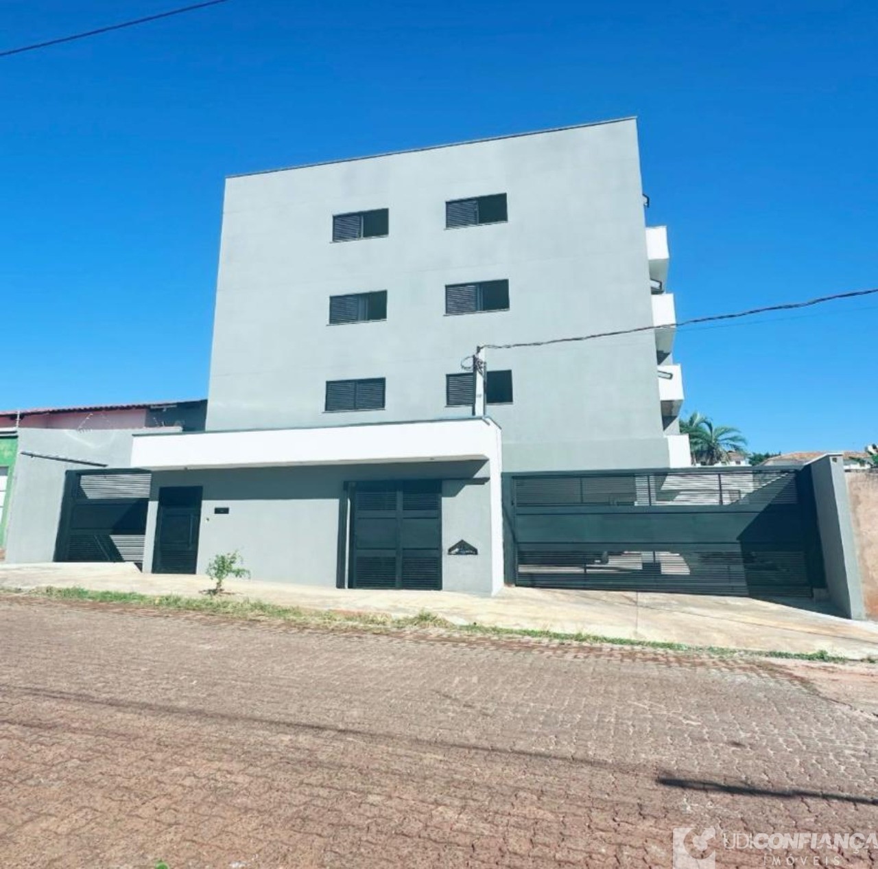 Apartamento à venda com 2 quartos, 66m² - Foto 21