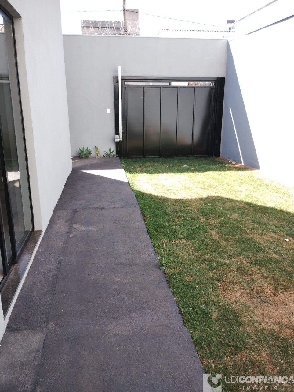 Casa à venda com 3 quartos, 71m² - Foto 15