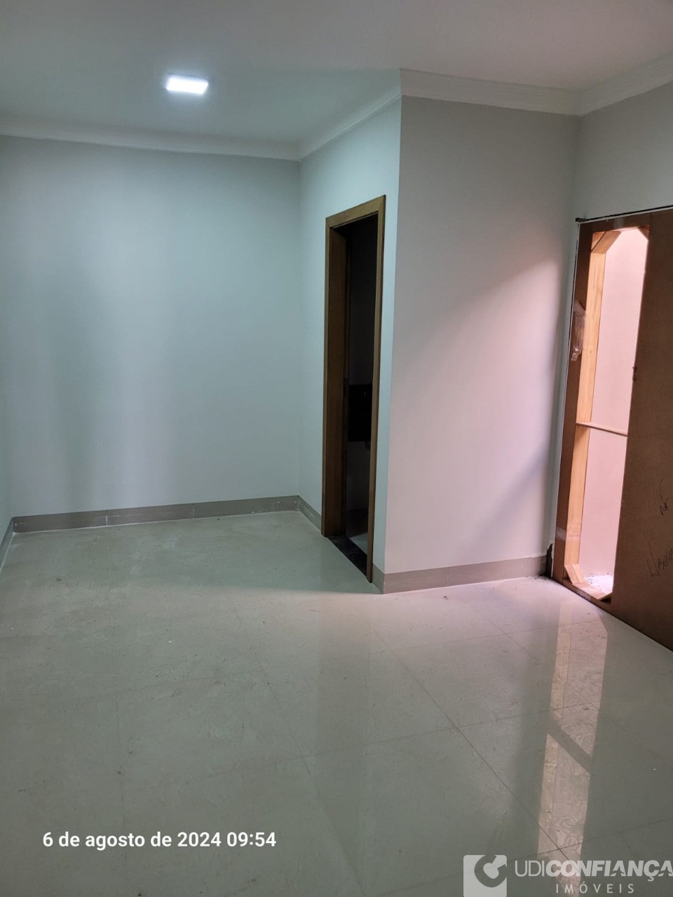 Casa à venda com 3 quartos, 90m² - Foto 24