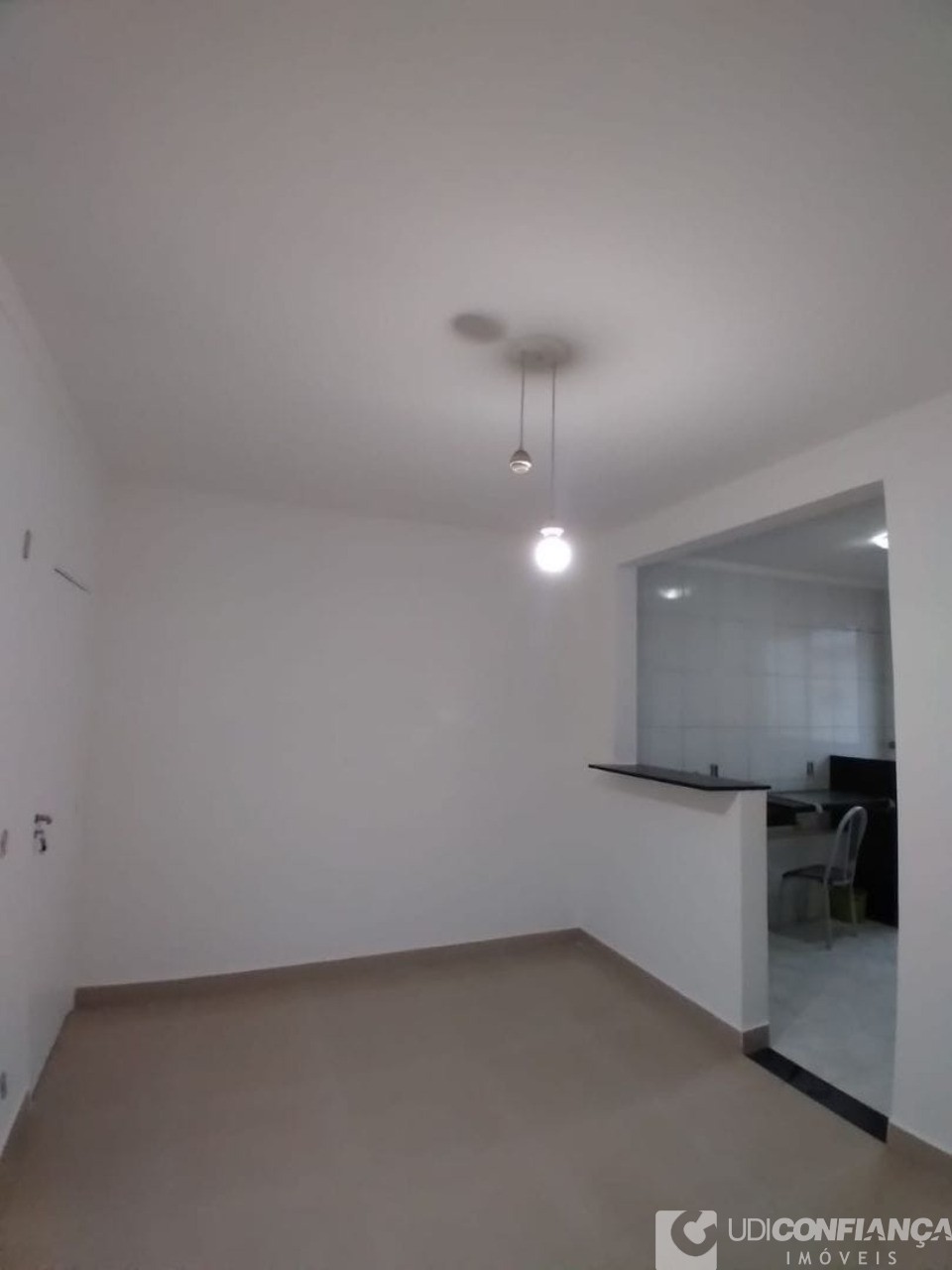 Apartamento à venda com 3 quartos, 60m² - Foto 1