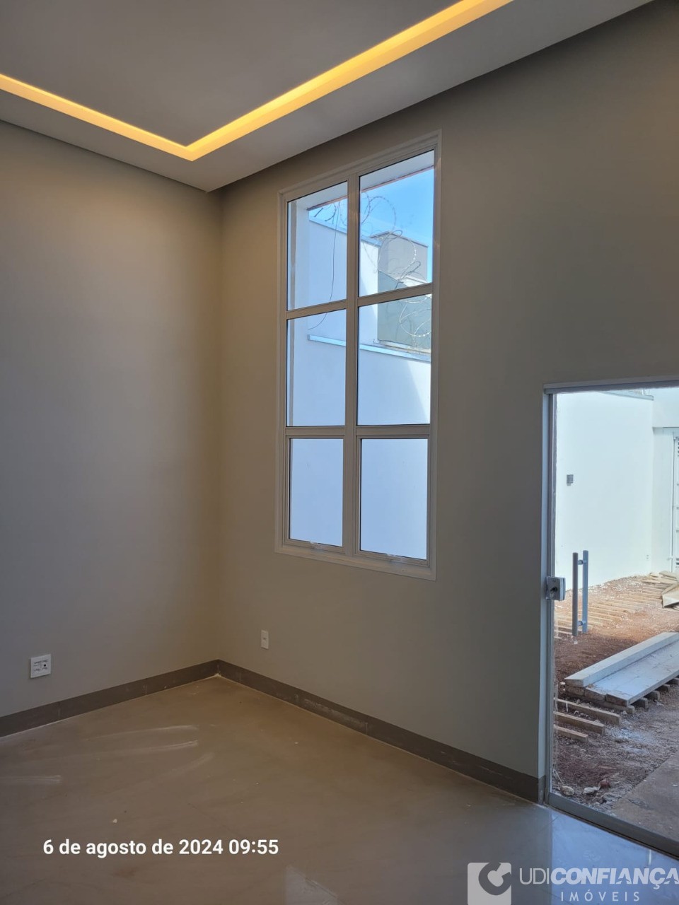 Casa à venda com 3 quartos, 90m² - Foto 18