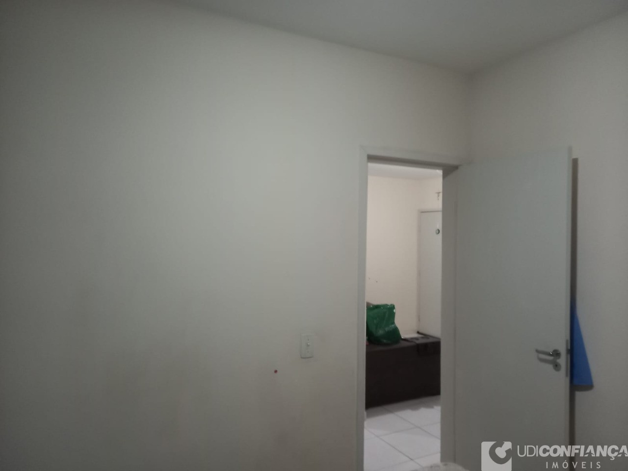 Apartamento à venda com 2 quartos, 44m² - Foto 3