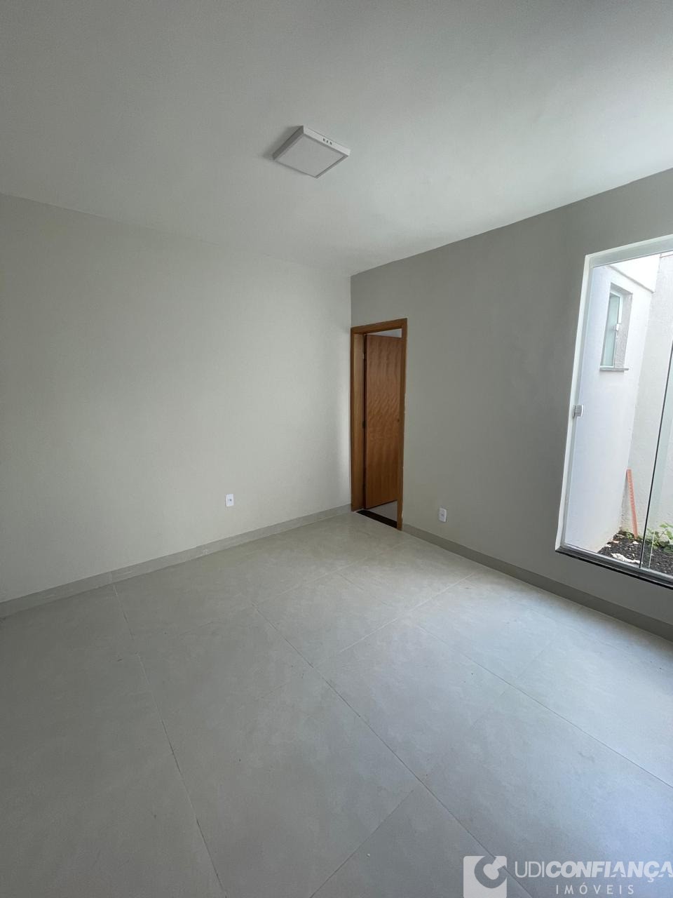 Apartamento à venda com 2 quartos, 67m² - Foto 8