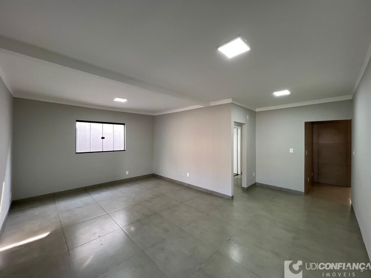 Casa à venda com 3 quartos, 200m² - Foto 16