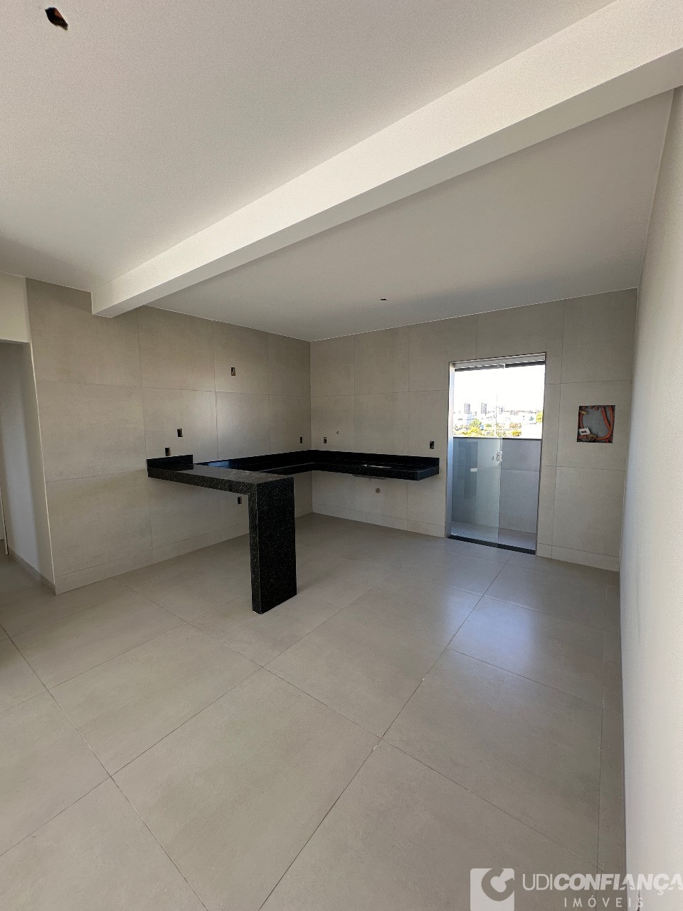 Apartamento à venda com 3 quartos, 99m² - Foto 5