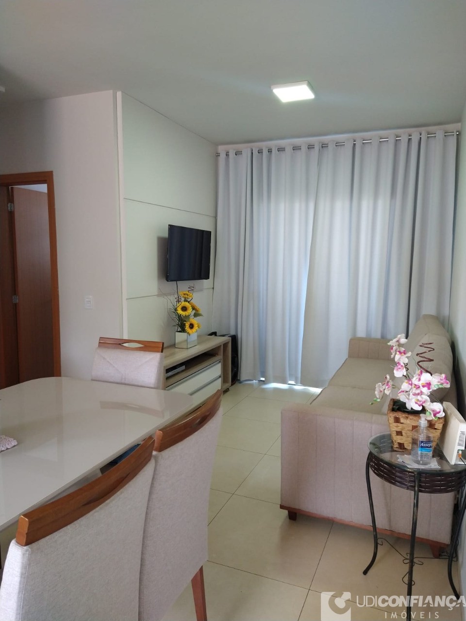 Apartamento à venda com 2 quartos, 62m² - Foto 9