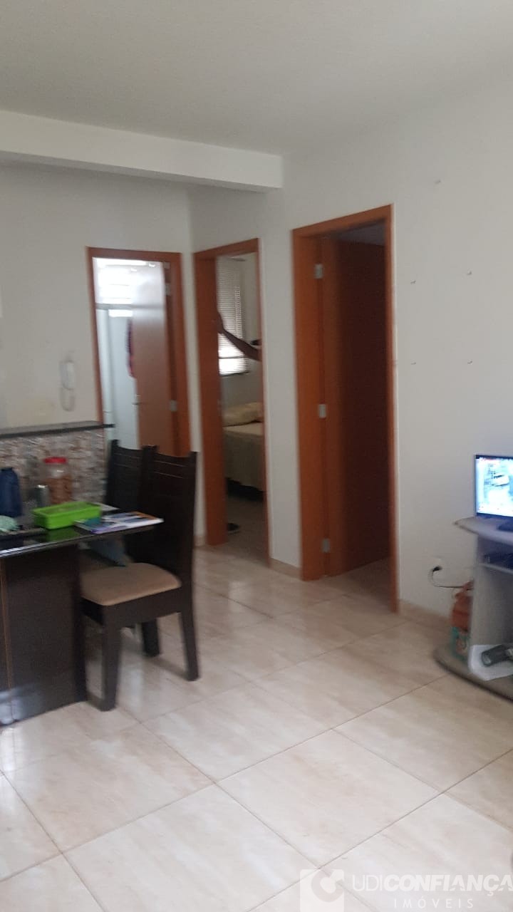 Apartamento à venda com 2 quartos, 44m² - Foto 7