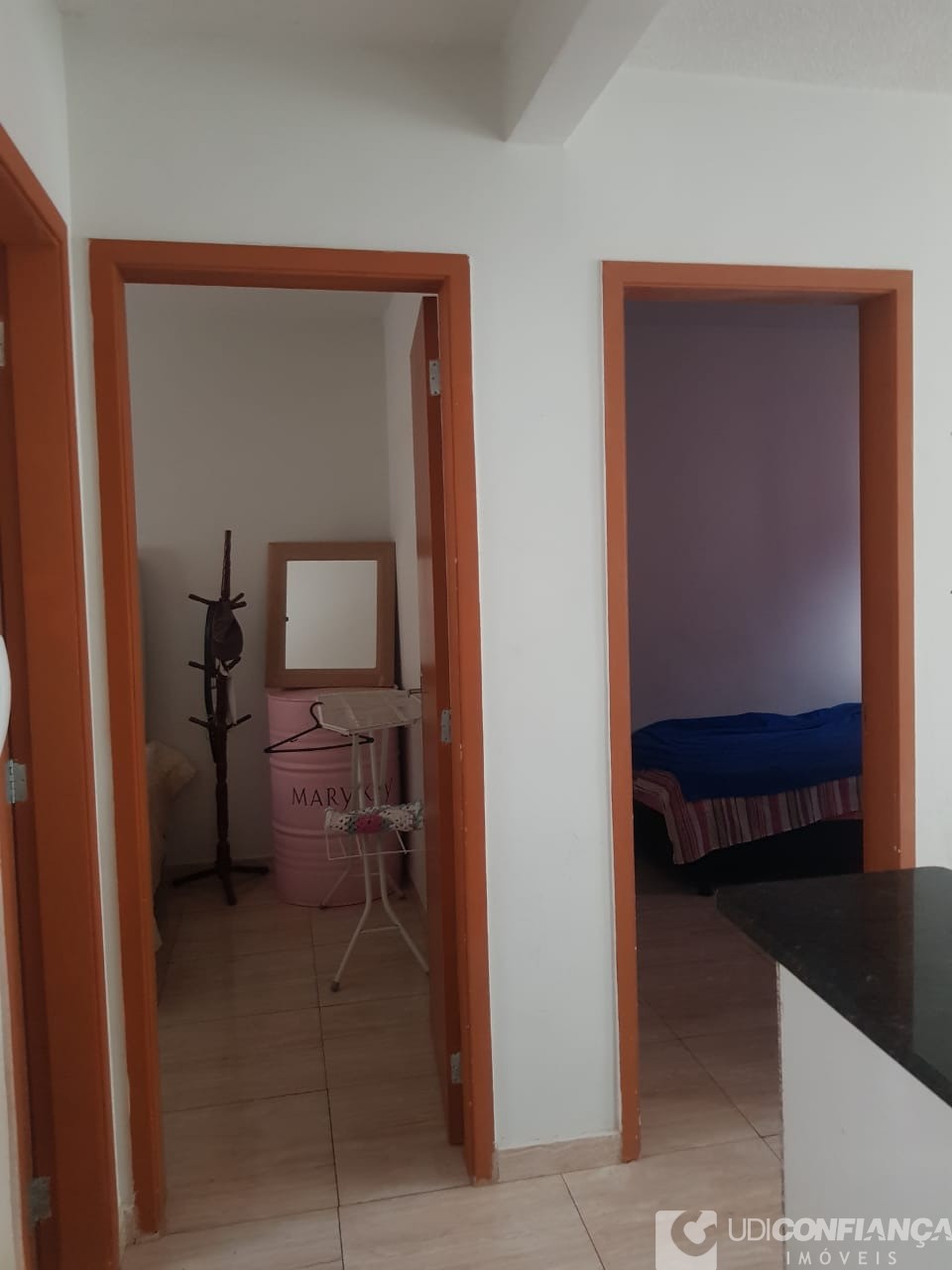 Apartamento à venda com 2 quartos, 44m² - Foto 2