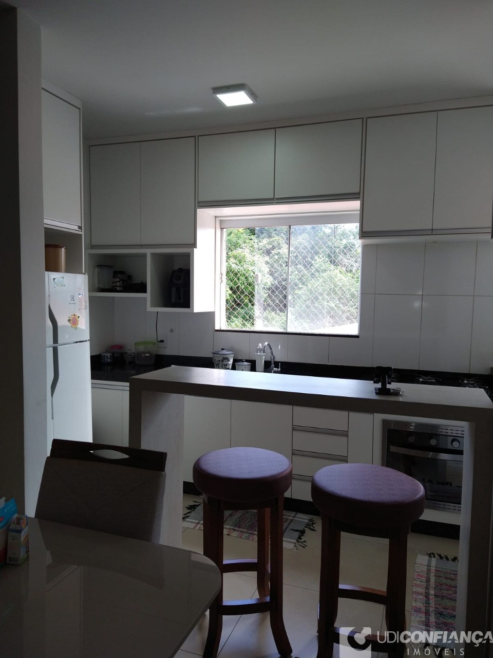 Apartamento à venda com 2 quartos, 62m² - Foto 7