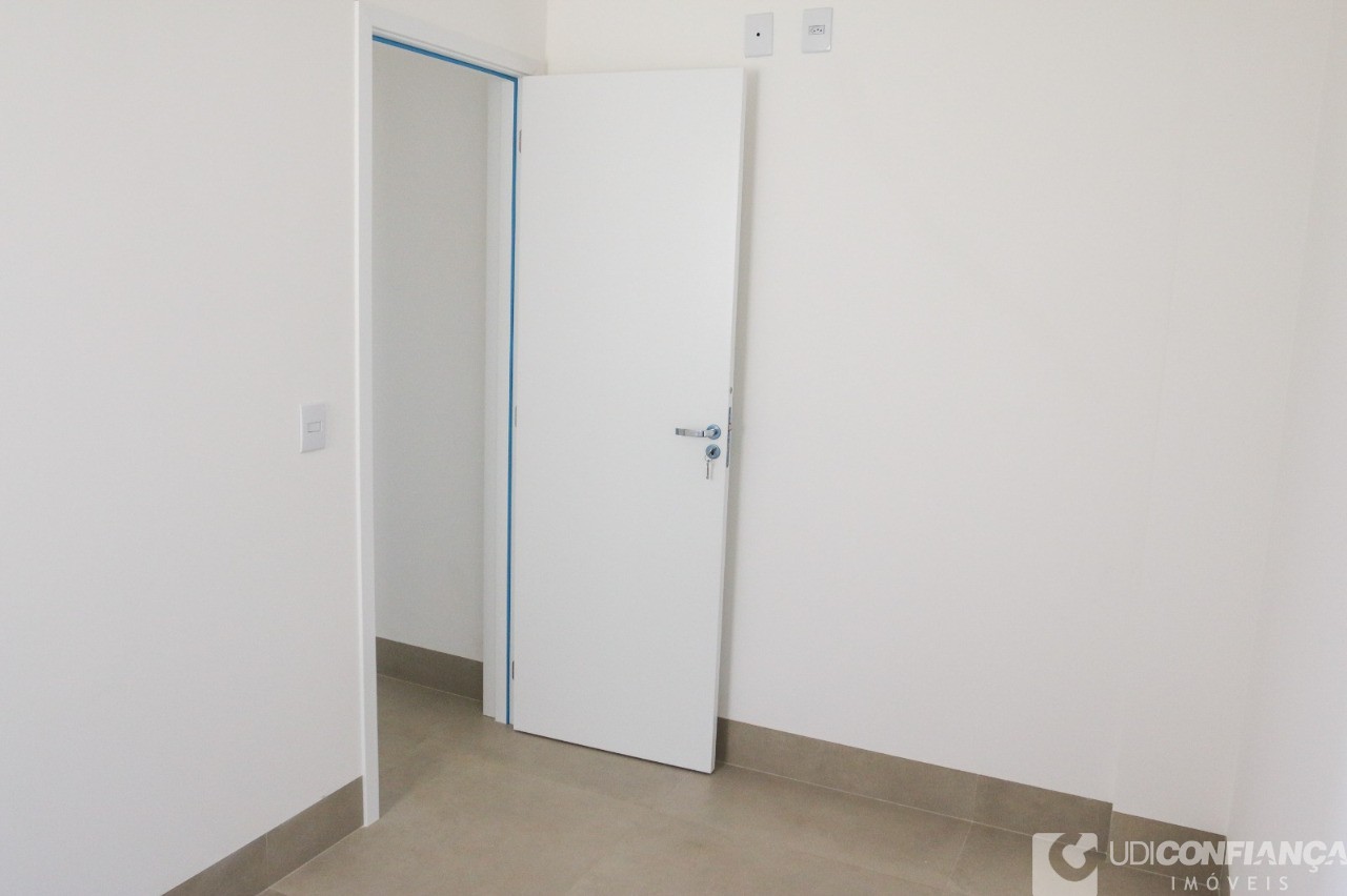 Apartamento à venda com 3 quartos, 84m² - Foto 11