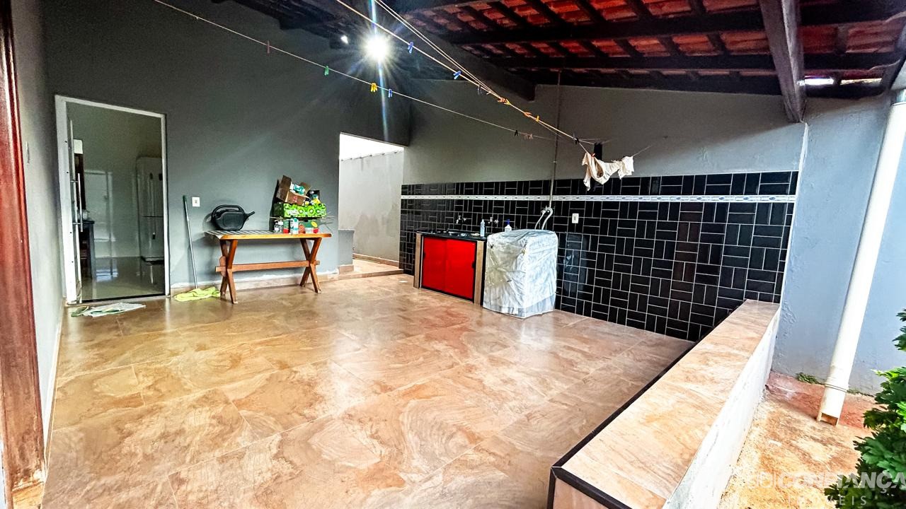 Casa à venda com 3 quartos - Foto 4