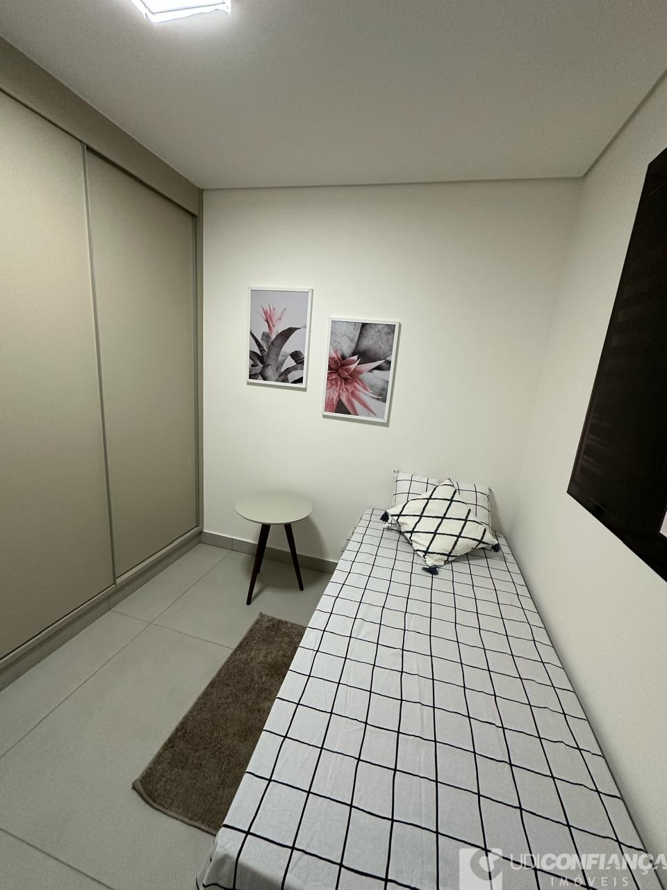 Apartamento à venda com 2 quartos, 61m² - Foto 4